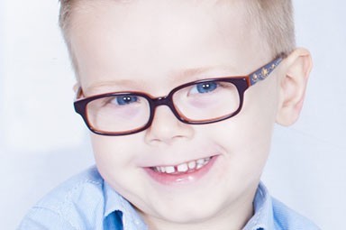 梅姓取名终极指南:从诗<a style='color:blue;' target='_blank' title='经' href='/newtag/经.html'>经</a>到国学,好听不重名的秘诀都在这里