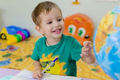 郝姓取名终极指南:从诗<a style='color:blue;' target='_blank' title='经' href='/newtag/经.html'>经</a>到国学,好听不重名的秘诀都在这里